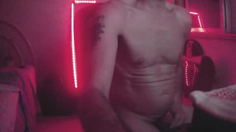 Snapshot of darkdance chatting on January 6, 9:22 pm freak soul online show from January 6, 9:22 pm