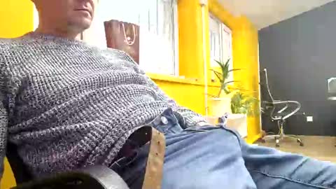 Snapshot of darkdeil chatting on December 27, 11:06 am darkdeil online show from December 27, 11:06 am