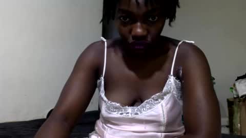 darkerberryy online show from February 12, 9:21 pm