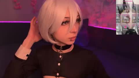 Snapshot of darkfirenight chatting on February 18, 11:44 pm Yuu online show from February 18, 11:44 pm