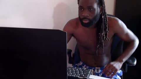 Snapshot of darkkras chatting on March 27, 10:48 am Darkkras online show from March 27, 10:48 am