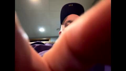 Snapshot of darknite083072 chatting on November 22, 1:15 am darknite083072 online show from November 22, 1:15 am