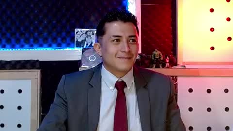 DARKO0717 online show from December 4, 3:10 pm