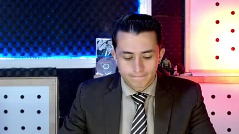 DARKO0717 online show from December 19, 2:13 pm
