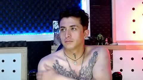 DARKO0717 online show from December 23, 1:40 am
