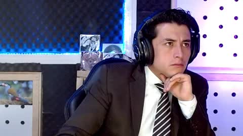 DARKO0717 online show from January 6, 10:47 pm