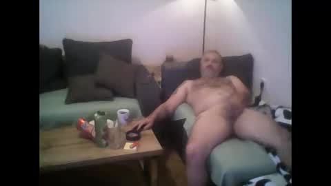 darko9504265 online show from September 30, 4:28 am