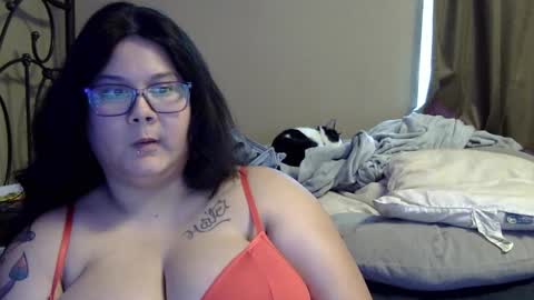 darkqueen2018 online show from September 29, 9:30 pm