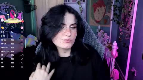 Snapshot of darksh1ne chatting on September 15, 11:10 am Shine online show from September 15, 11:10 am