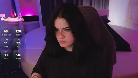 Snapshot of darksh1ne chatting on November 13, 6:01 am Shine online show from November 13, 6:01 am