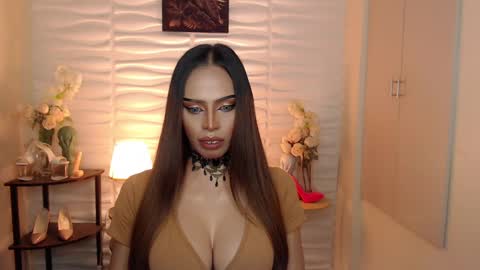 HAPPY BIRTHDAY MISTRESS MADRIANA online show from December 5, 3:39 pm