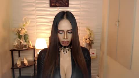 HAPPY BIRTHDAY MISTRESS MADRIANA online show from December 16, 6:32 am