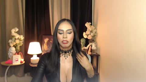 HAPPY BIRTHDAY MISTRESS MADRIANA online show from January 23, 6:28 am