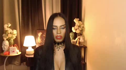 HAPPY BIRTHDAY MISTRESS MADRIANA online show from January 25, 1:19 pm