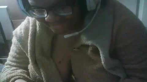 Snapshot of darksundaze chatting on June 14, 3:08 am DarkSundaze online show from June 14, 3:08 am