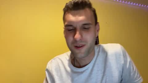 Nick online show from November 27, 8:33 pm