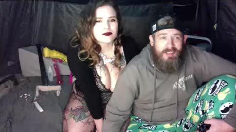 darktentdiaries online show from November 3, 2:02 am