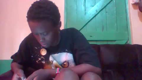 Snapshot of darkvelvet503011 chatting on October 8, 8:23 am darkvelvet503011 online show from October 8, 8:23 am