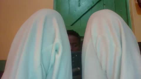 Snapshot of darkvelvet503011 chatting on October 23, 7:29 am darkvelvet503011 online show from October 23, 7:29 am