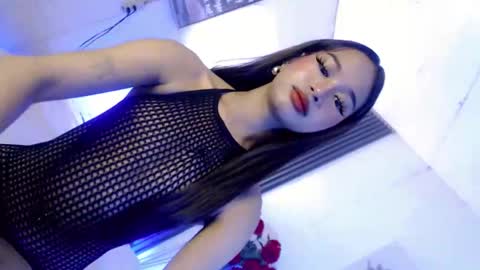 darkxdesire69 online show from January 14, 5:24 am