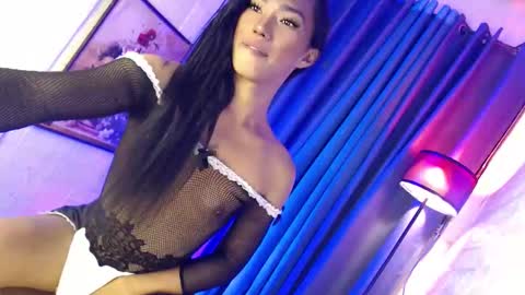 its me monica online show from October 25, 10:59 pm