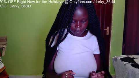 Snapshot of darky_36dd chatting on September 27, 7:02 am exclusive sexual content -- IGTwitterX darky 32dd online show from September 27, 7:02 am