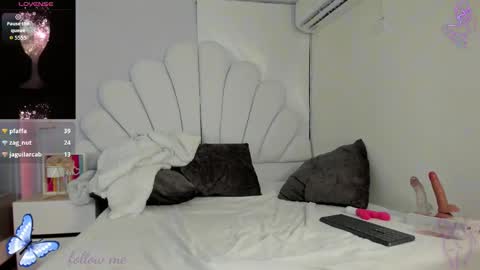 Darle Volant online show from September 30, 10:53 am