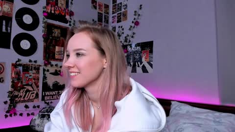 lina online show from January 7, 2:42 am