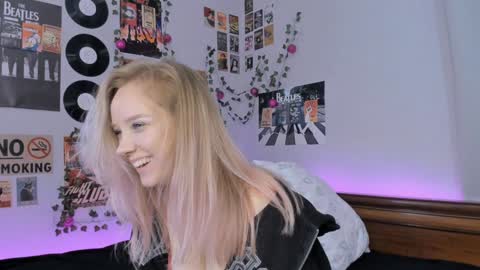 lina online show from January 10, 11:29 pm