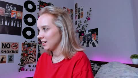 lina online show from January 16, 11:27 pm