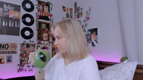 lina online show from January 23, 8:13 pm