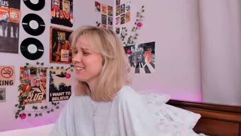 lina online show from February 10, 8:42 pm