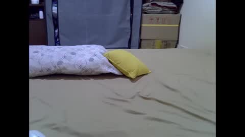 Snapshot of darling_ella chatting on October 15, 7:08 am darling_ella online show from October 15, 7:08 am