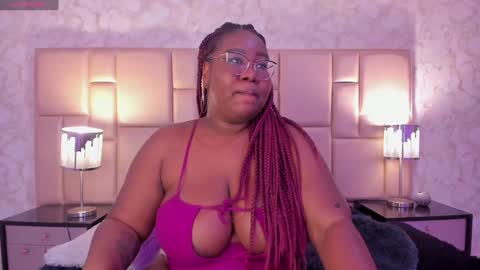 Snapshot of darnellqueen chatting on January 14, 7:27 am Darnell Queen online show from January 14, 7:27 am