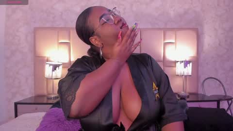 Snapshot of darnellqueen chatting on January 28, 3:47 am Darnell Queen online show from January 28, 3:47 am