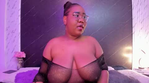 Snapshot of darnellqueen chatting on November 24, 3:50 am Darnell Queen online show from November 24, 3:50 am