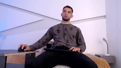 Kael online show from November 26, 1:56 pm