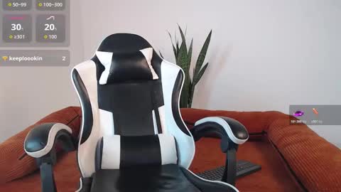 darrencolleen online show from March 26, 11:49 am