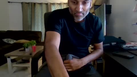 Snapshot of darryl43321 chatting on October 1, 8:15 pm darryl43321 online show from October 1, 8:15 pm