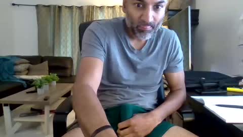 Snapshot of darryl43321 chatting on October 10, 6:18 pm darryl43321 online show from October 10, 6:18 pm