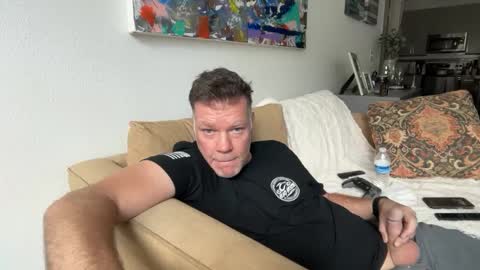 dartanha007 online show from October 6, 6:05 pm