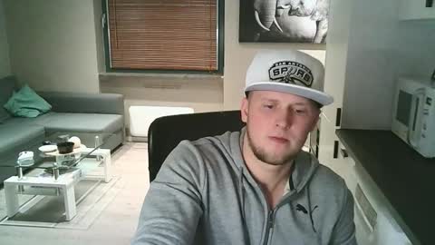 Dario online show from November 4, 5:23 pm