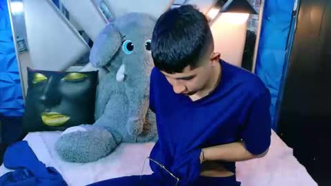 darwinandbrayan online show from January 14, 5:13 am