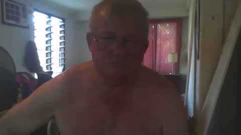 darwincock online show from September 19, 11:05 pm