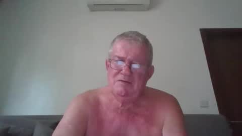 Snapshot of darwincock chatting on May 31, 1:58 am darwincock online show from May 31, 1:58 am