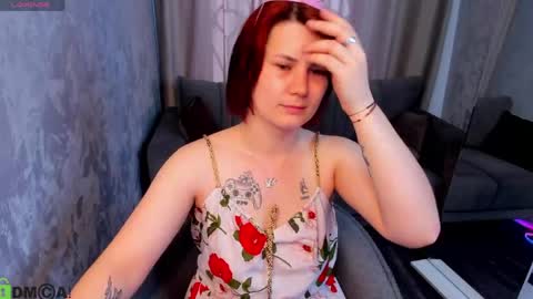 Snapshot of dary_brown chatting on June 1, 12:45 am dary_brown online show from June 1, 12:45 am