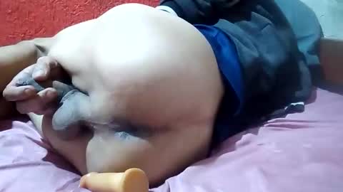 Snapshot of dasire684033 chatting on November 2, 2:36 am dasire684033 online show from November 2, 2:36 am