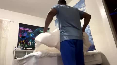 BeyJackson online show from March 11, 7:03 am