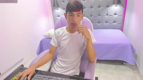 angel online show from November 23, 12:16 pm