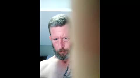 Snapshot of dave3891 chatting on March 22, 4:16 am dave3891 online show from March 22, 4:16 am